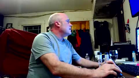 Snapshot of rnrd chatting on 03-17-26, 02:05 rnrd online show from 03-17-26, 02:05