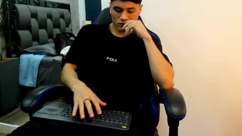 Roan Birkin online show from 11-09-25, 07:45