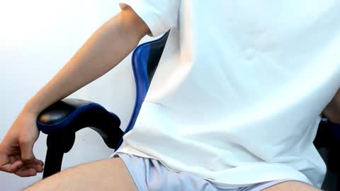 Roan Birkin online show from 01-13-26, 09:09