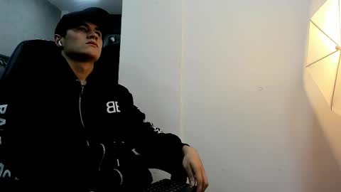 Roan Birkin online show from 01-16-26, 07:29