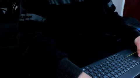 Roan Birkin online show from 02-17-26, 08:59