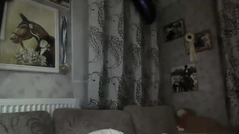 rob18997 online show from 11-06-25, 03:46