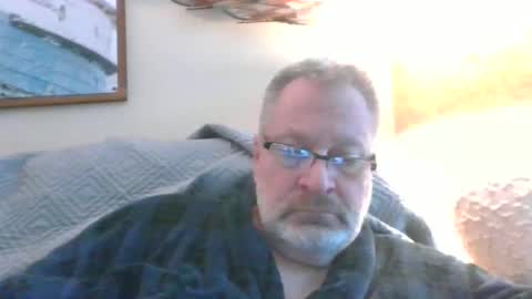 rob872217 online show from 12-26-24, 03:31