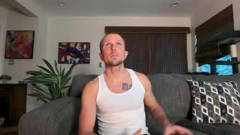 Snapshot of rob_ryder chatting on 05-06-26, 01:47 rob ryder online show from 05-06-26, 01:47