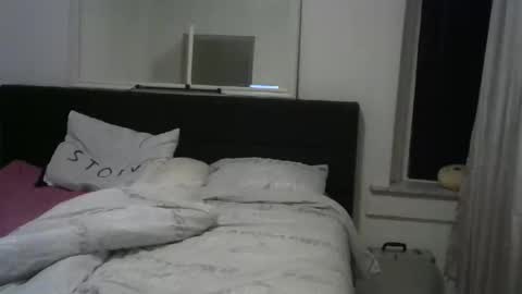 rober10000 online show from 11-09-25, 05:28