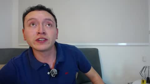 Snapshot of robert_honey chatting on 09-21-25, 01:07 Robert online show from 09-21-25, 01:07