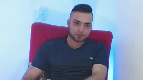 Snapshot of robert_leroy chatting on 12-29-24, 04:51 Stiven - online show from 12-29-24, 04:51