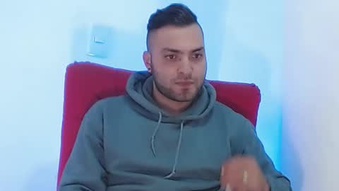 Snapshot of robert_leroy chatting on 12-31-24, 02:36 Stiven - online show from 12-31-24, 02:36