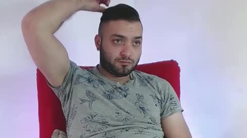 Snapshot of robert_leroy chatting on 03-09-25, 06:54 Stiven - online show from 03-09-25, 06:54