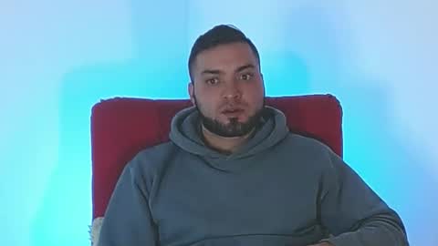 Snapshot of robert_leroy chatting on 10-02-25, 05:47 Stiven - online show from 10-02-25, 05:47