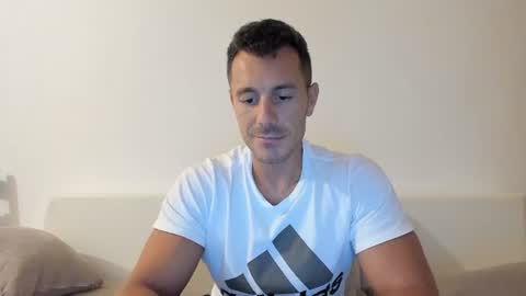 roberto4ever online show from 07-12-26, 06:10