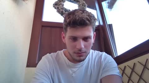 Roberto online show from 12-19-24, 07:51