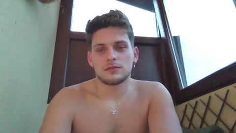 Roberto online show from 01-24-25, 03:02