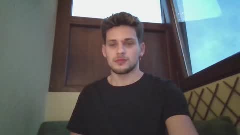 Roberto online show from 02-03-25, 05:40