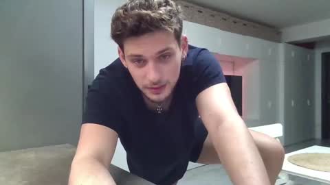 Roberto online show from 02-04-25, 06:36