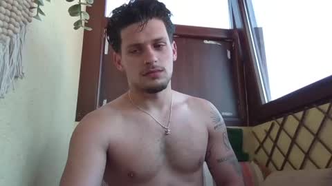 Roberto online show from 05-29-26, 06:55