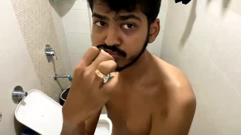 Snapshot of robertsalia220 chatting on 12-26-24, 04:10 Robertsalia online show from 12-26-24, 04:10