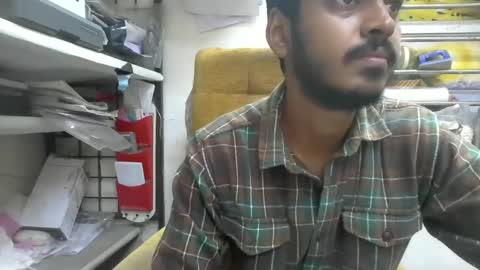 Snapshot of robertsalia220 chatting on 01-14-25, 07:17 Robertsalia online show from 01-14-25, 07:17