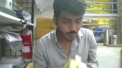 Snapshot of robertsalia220 chatting on 03-10-25, 12:59 Robertsalia online show from 03-10-25, 12:59