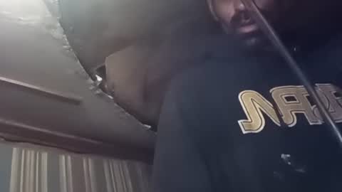 R online show from 10-06-25, 03:37