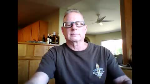 robo0000 online show from 05-01-26, 12:37