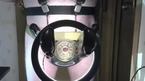 Snapshot of robodickmilker chatting on 12-23-24, 08:25 Robodickmilker online show from 12-23-24, 08:25