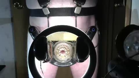 Snapshot of robodickmilker chatting on 02-15-25, 09:15 Robodickmilker online show from 02-15-25, 09:15