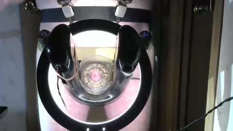 Snapshot of robodickmilker chatting on 02-20-25, 12:19 Robodickmilker online show from 02-20-25, 12:19