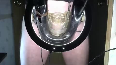 Snapshot of robodickmilker chatting on 02-24-25, 09:09 Robodickmilker online show from 02-24-25, 09:09