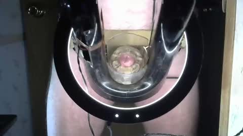 Snapshot of robodickmilker chatting on 02-26-25, 09:27 Robodickmilker online show from 02-26-25, 09:27