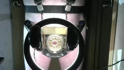 Snapshot of robodickmilker chatting on 03-08-25, 10:34 Robodickmilker online show from 03-08-25, 10:34