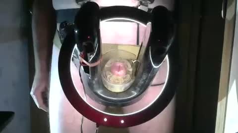 Snapshot of robodickmilker chatting on 09-09-25, 10:31 Robodickmilker online show from 09-09-25, 10:31