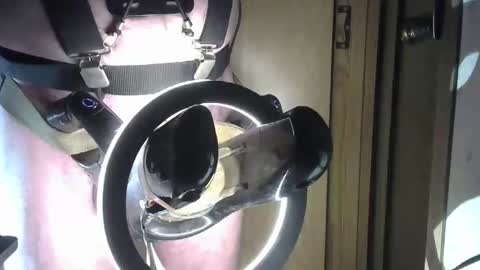 Snapshot of robodickmilker chatting on 10-28-25, 01:53 Robodickmilker online show from 10-28-25, 01:53