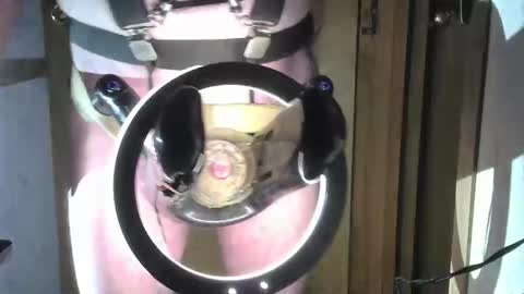 Snapshot of robodickmilker chatting on 11-06-25, 12:22 Robodickmilker online show from 11-06-25, 12:22