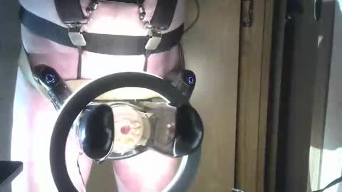 Snapshot of robodickmilker chatting on 11-20-25, 02:56 Robodickmilker online show from 11-20-25, 02:56