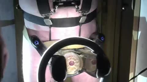 Snapshot of robodickmilker chatting on 11-26-25, 12:44 Robodickmilker online show from 11-26-25, 12:44