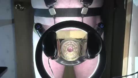 Snapshot of robodickmilker chatting on 01-16-26, 02:37 Robodickmilker online show from 01-16-26, 02:37