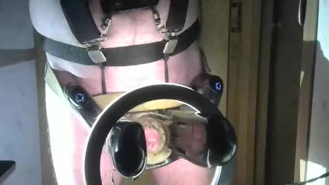 Snapshot of robodickmilker chatting on 01-16-26, 07:40 Robodickmilker online show from 01-16-26, 07:40