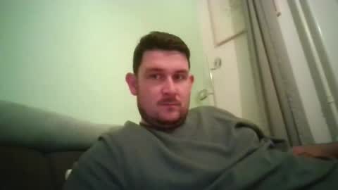 Snapshot of robtheman94 chatting on 10-19-25, 09:04 Robin online show from 10-19-25, 09:04