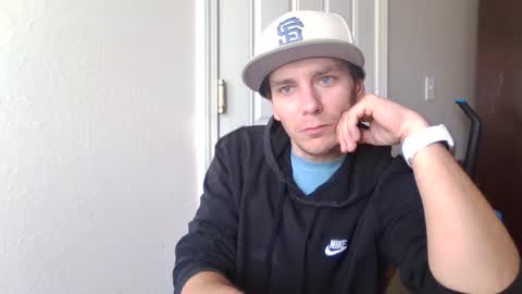 Rob witha 8 online show from 02-05-25, 05:09