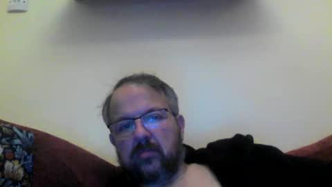 Snapshot of robxx32 chatting on 12-16-25, 10:15 robxx32 online show from 12-16-25, 10:15