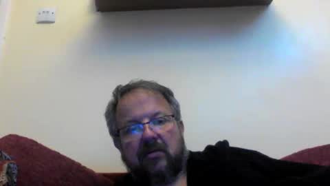 Snapshot of robxx32 chatting on 05-10-26, 09:03 robxx32 online show from 05-10-26, 09:03