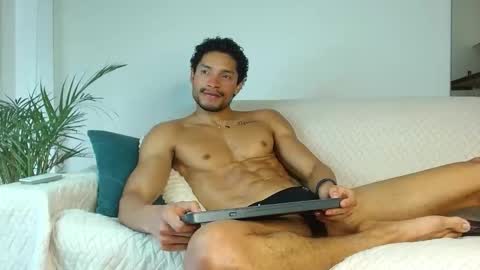 roby_millerr online show from 10-05-25, 07:34