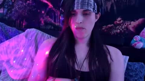 Snapshot of robyn684 chatting on 11-11-25, 04:23 Robyn online show from 11-11-25, 04:23