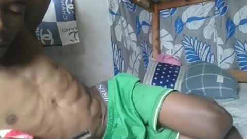 rocardo1510 online show from 12-21-25, 06:04