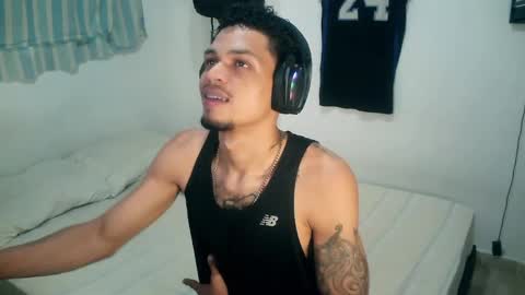 Rocco online show from 11-11-25, 02:11