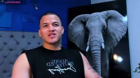 Snapshot of rocco_santos chatting on 09-09-25, 05:40 rocco_santos online show from 09-09-25, 05:40