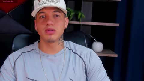rocco_santos online show from 11-25-25, 12:21