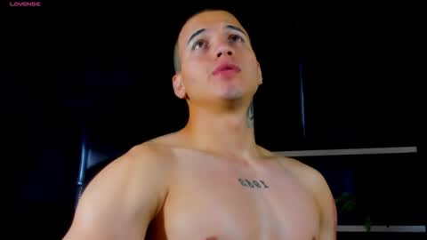 rocco_santos online show from 03-25-26, 01:22