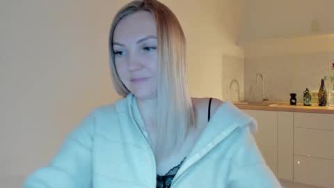 Snapshot of rock__baby chatting on 01-18-26, 09:29 rock__baby online show from 01-18-26, 09:29